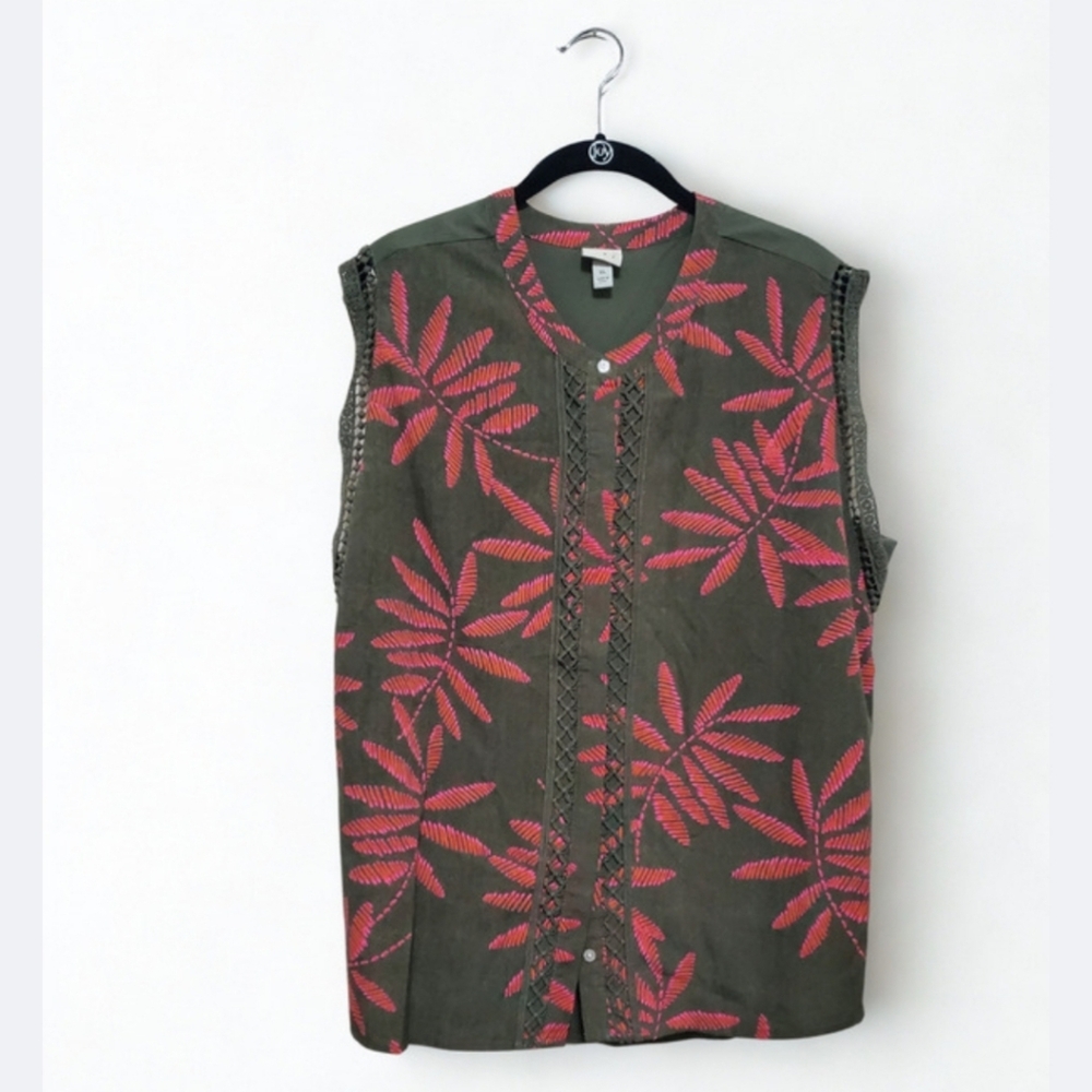 XL Tropical Sleeveless Top With Beautiful Trim